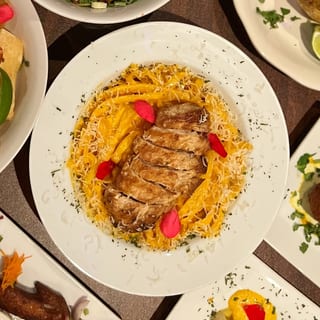 Tallarín a la Huancaína Chicken